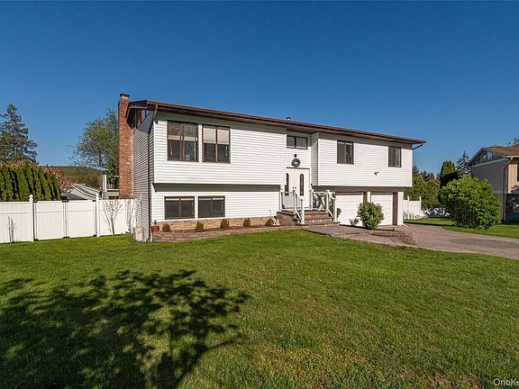 2nd image of 7 Birch Court