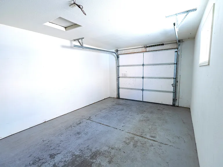 1240 Bunting Ave #1 — Photo 13