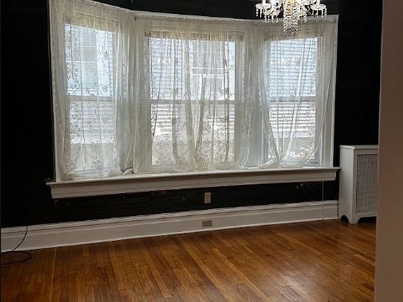 5th image of 217 Arthur Ave