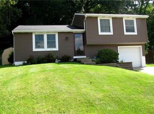 525 Catskill Dr, Pittsburgh, PA