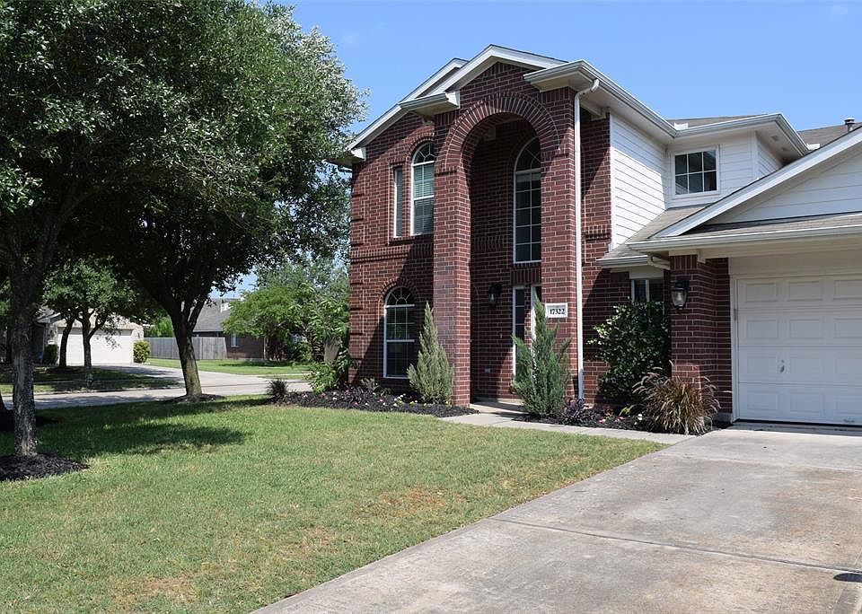 1st image of 17322 Heathcrest Ct