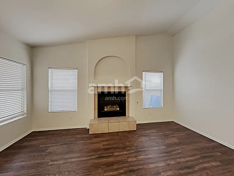 12723 W Edgemont Ave — Photo 9