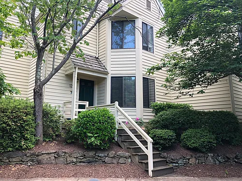 1223 Chatham Rdg Photo 1