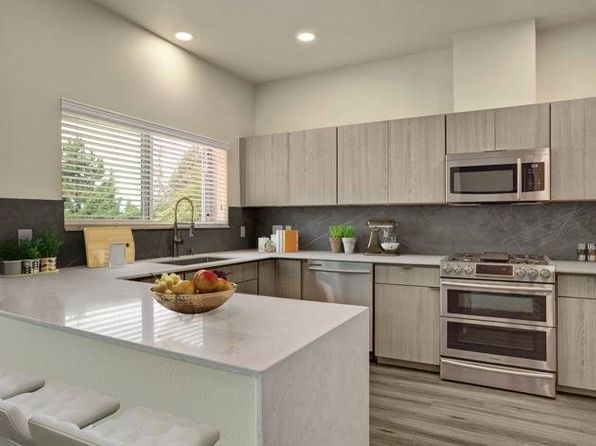 5604 Lakeview Dr #5604H