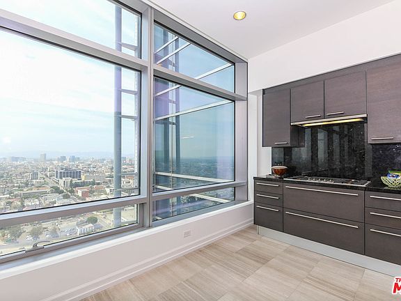 3rd image of 900 W Olympic Blvd Floor 30