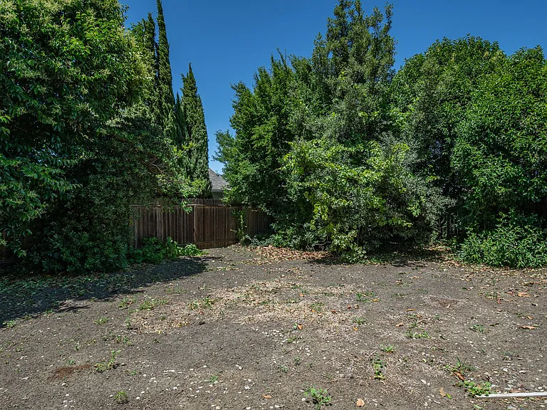 423 Hamilton Dr #A — Photo 14