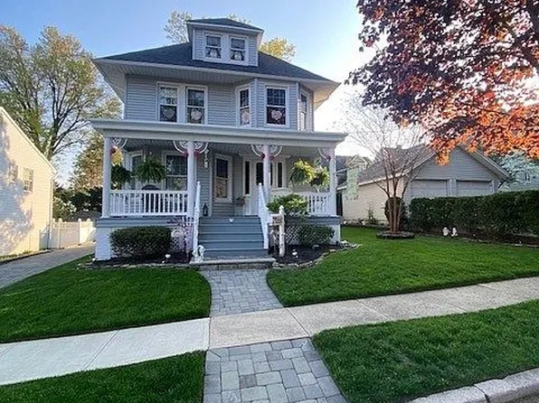 110 Summit Cross, Rutherford, NJ 07070