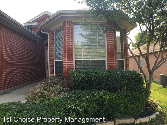 3rd image of 5012 Bedfordshire Dr