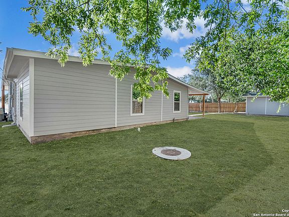 3rd image of 2119 WESTVALE DR