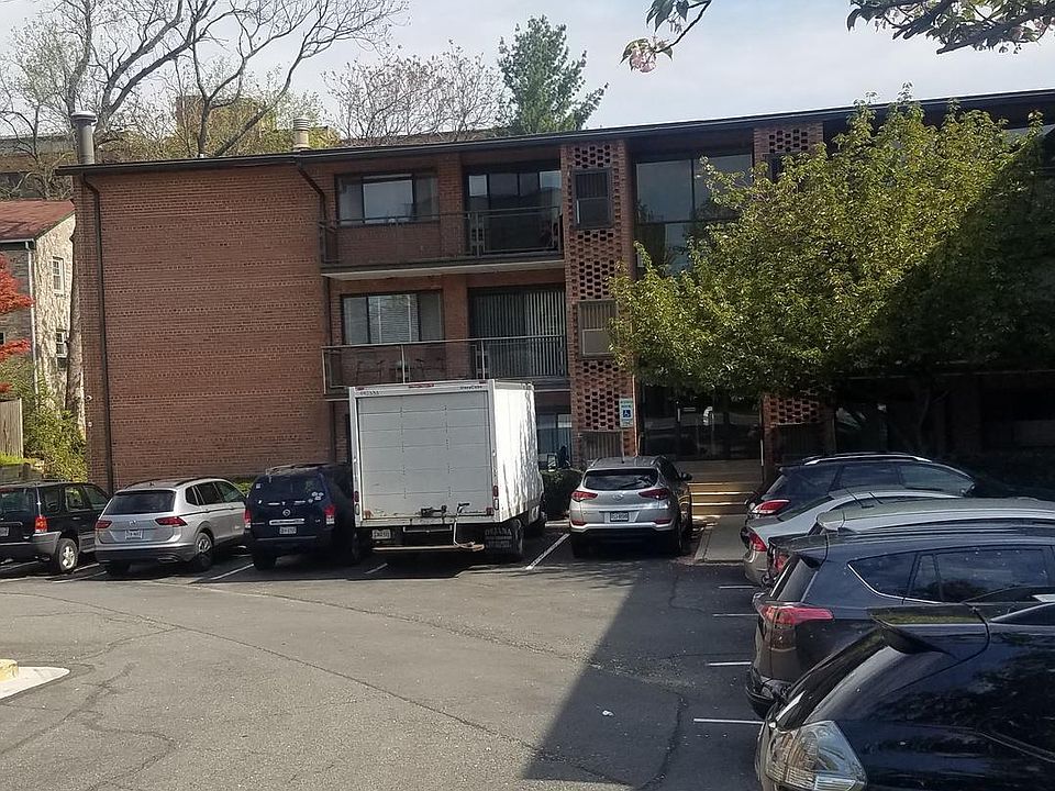 1st image of 4373 Lee Hwy APT 408