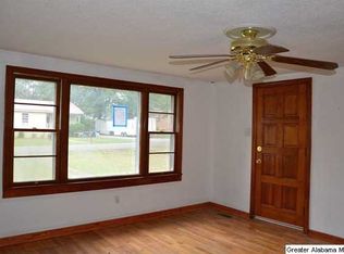 118 Meadowood Ave, Bessemer, AL 35023