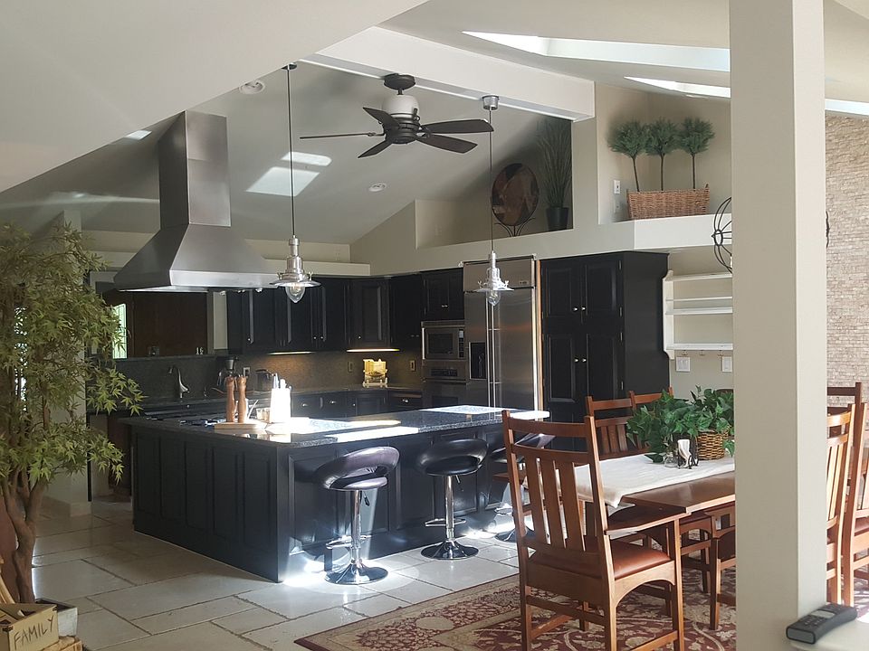 3611 Clintonville Rd, Waterford, MI 48329 Zillow