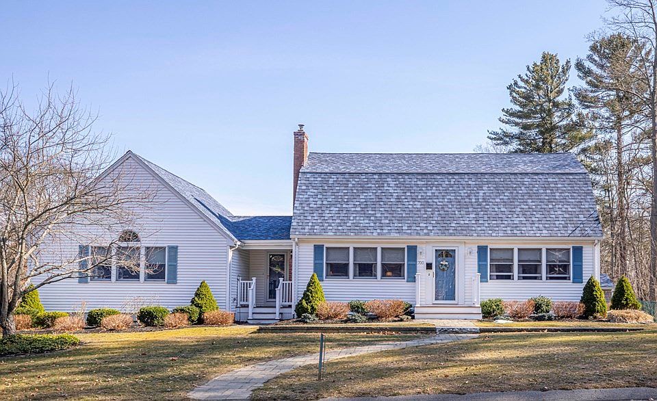 700 St, Taunton, MA 02780 Zillow