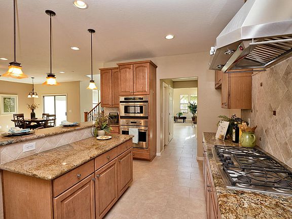 4th image of 15166 W Georgia Dr