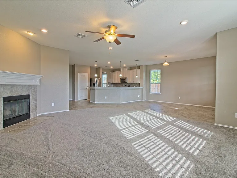 31443 Kingsway Rd — Photo 11
