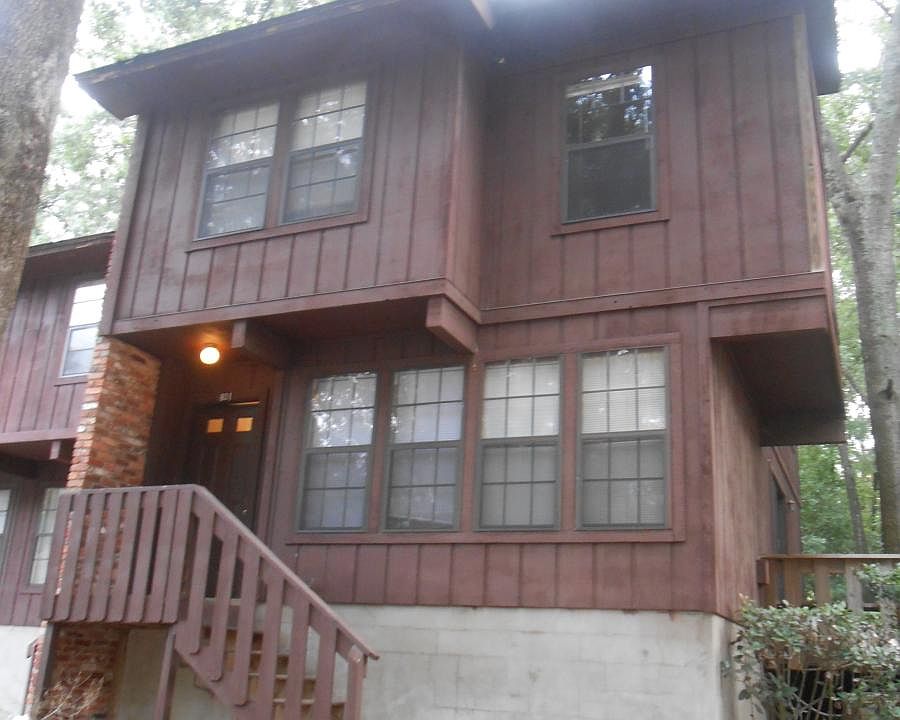 1st image of 801 Timbers Ct
