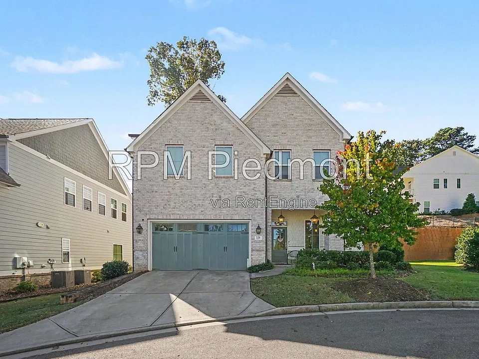 328 Senna St