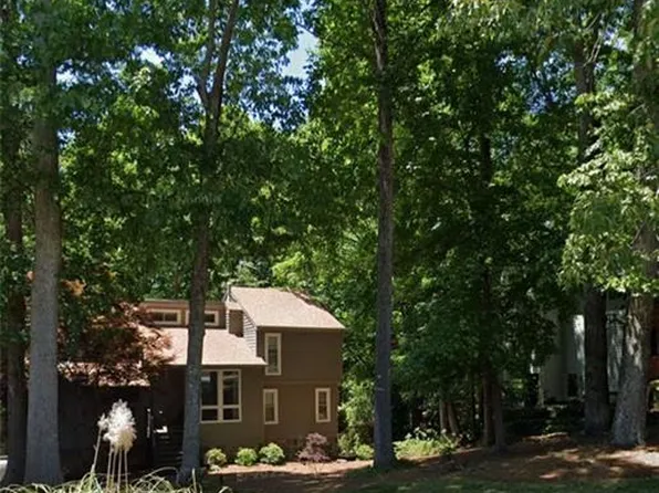 2225 Smoke Stone Cir, Marietta, GA 30062