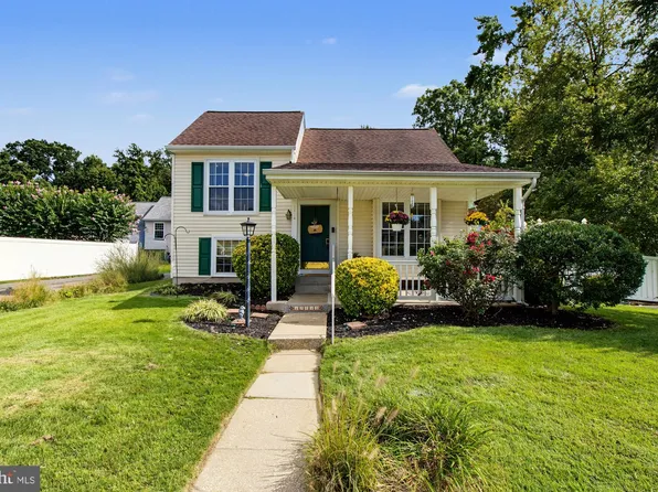12715 Cunninghill Cove Rd, Middle River, MD 21220