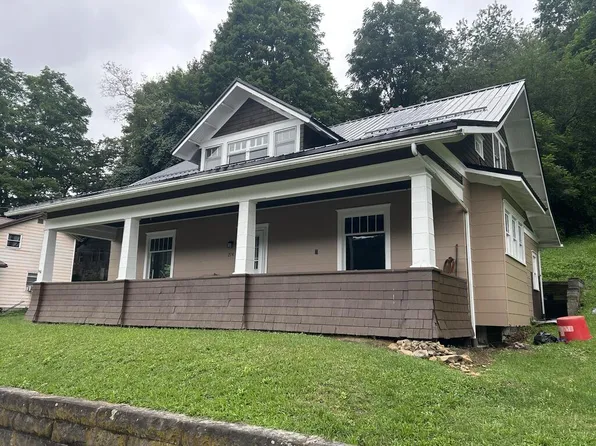 214 Myrtle St, Emlenton, PA 16373