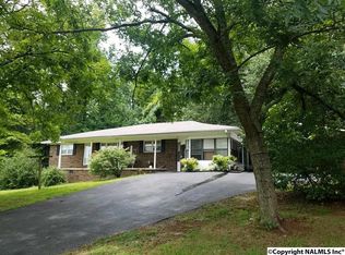 677 Mountain View Rd, Union Grove, AL 35175