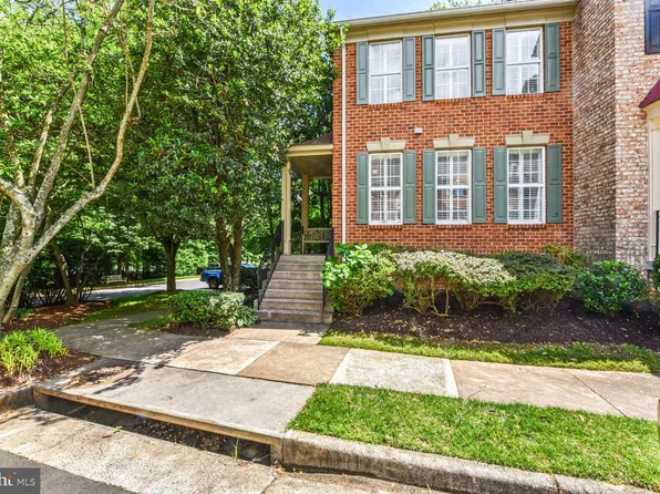 11431 Heritage Commons Way, Reston, VA 20194