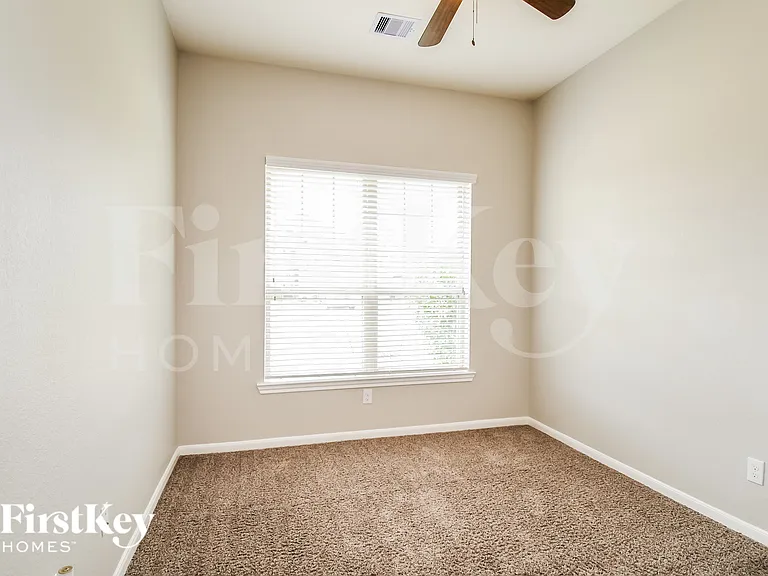 259 Rolling Creek Ln — Photo 10
