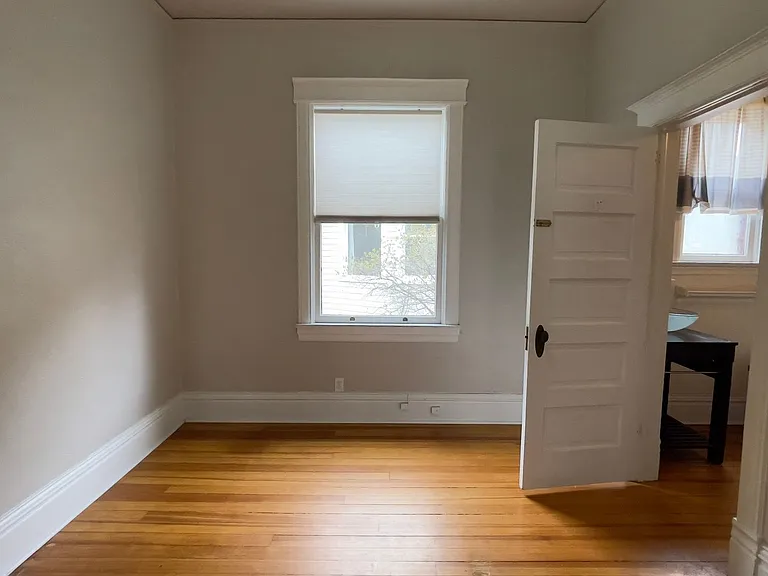 1011A N Corona St — Photo 24