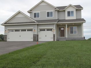 2086 Chestnut St, Lino Lakes, MN 55014