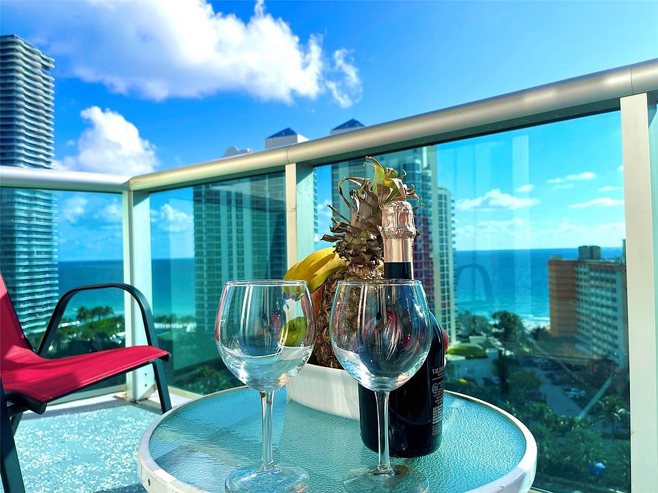 1st image of 19370 Collins Avenue