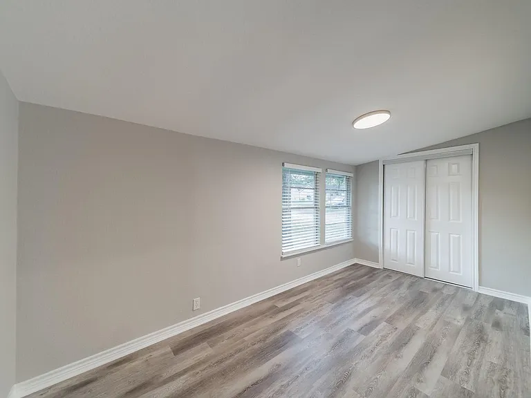 5739 Skylane Dr — Photo 7