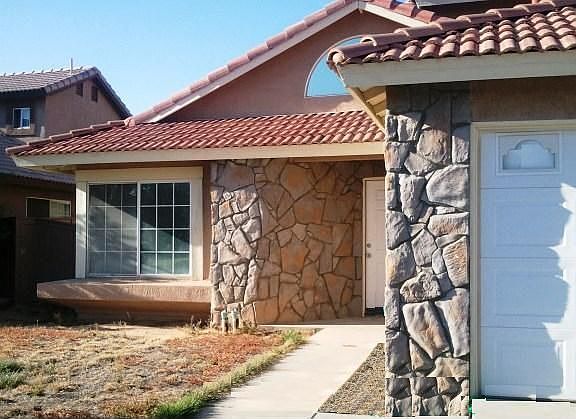 2nd image of 12612 Sunbird Ln