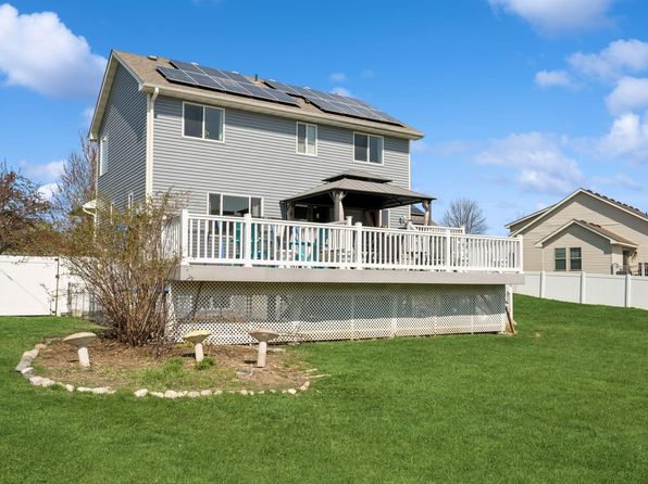 4932 Kama Ln NE, Albertville, MN 55301