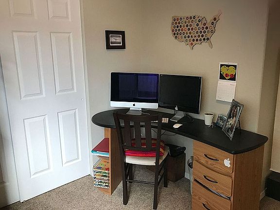 Bedroom/Office