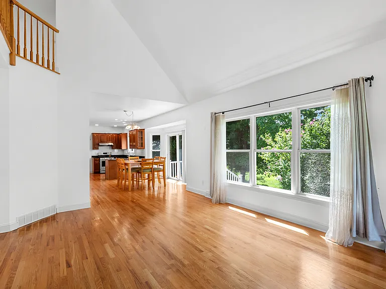 2 Oakline Ct — Photo 18