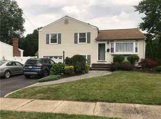 128 W Nassau Ave, South Plainfield, NJ 07080