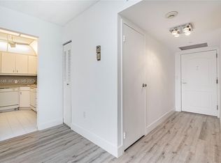 3625 N Country Club Dr APT 901, Aventura, FL