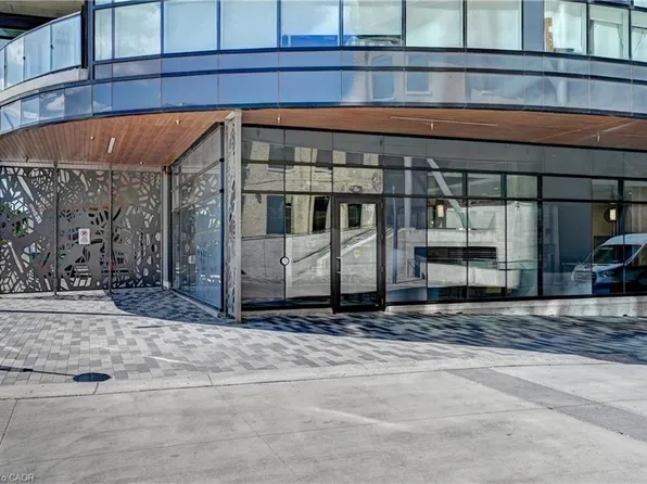 108 Garment St #310, Kitchener, ON N2G 0E2