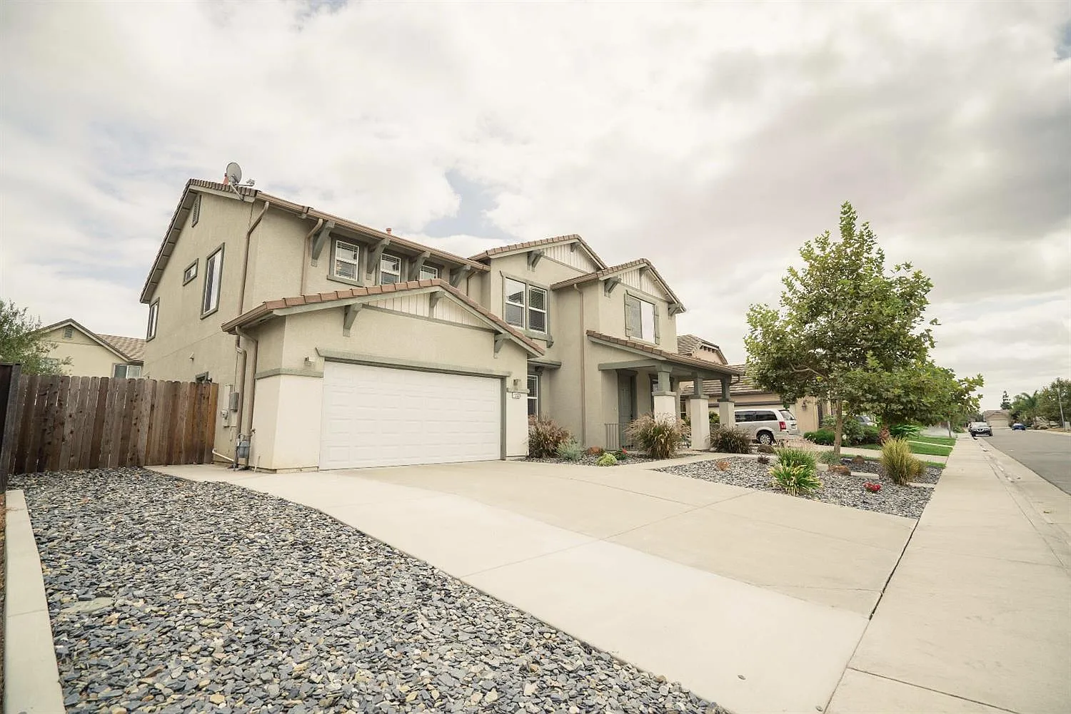 10323 Sagres Way photo 1