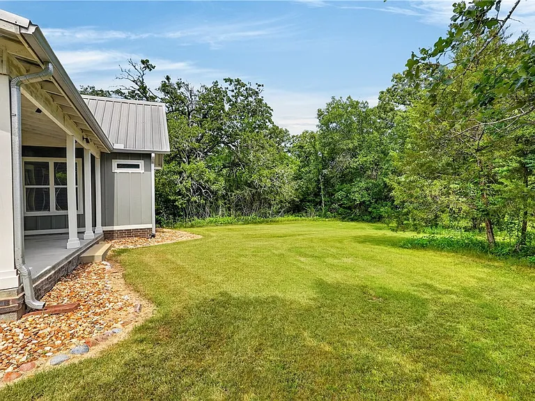 5428 Raymond Stotzer Pkwy — Photo 41