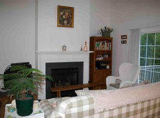 43 Rolling Ridge Rd, Hyde Park, NY 12538