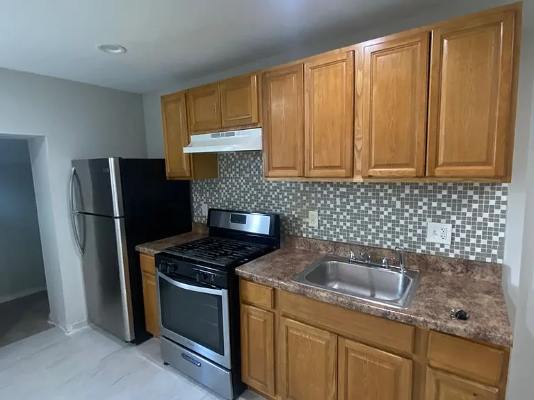 6969 Rodney St — Photo 3