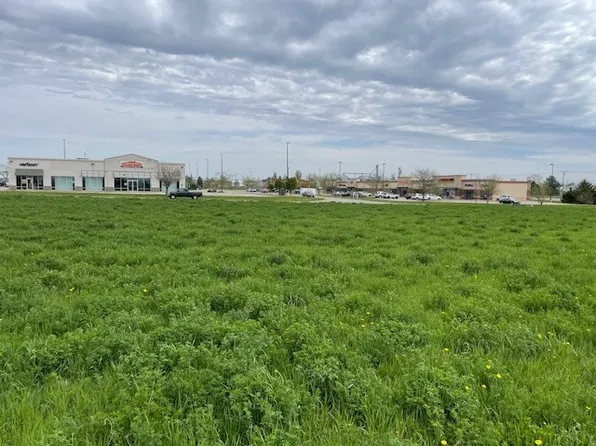 518 Industrial Ave, Grinnell, IA 50112