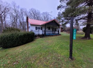 1735 Cranberry Rockland Rd, Kennerdell, PA 16374