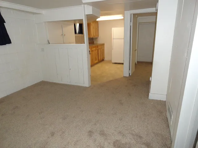961 White Ave #B — Photo 7