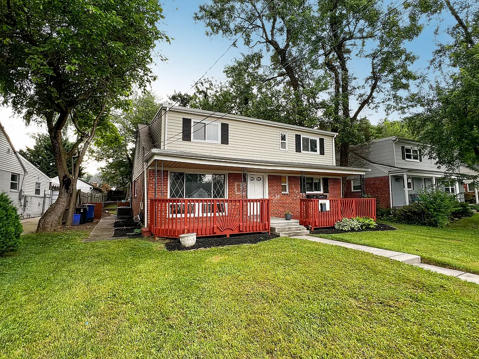 12623 Farnell Dr
