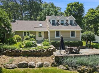 27 Leslie Ln, Katonah, NY 10536