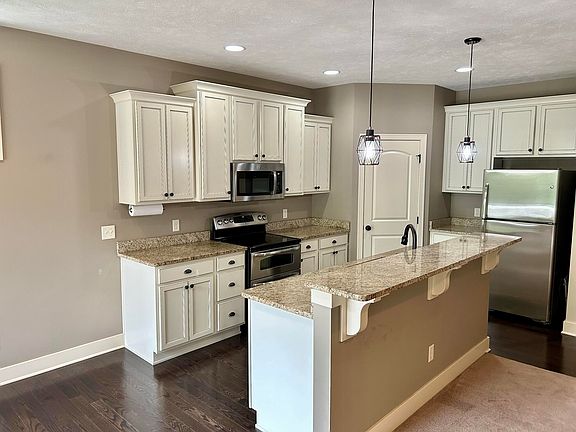 2nd image of 7745 Carlisle Crossings Blvd SW