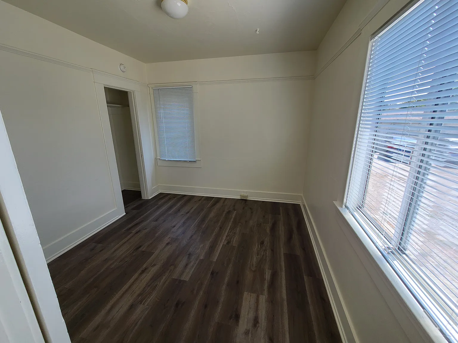 2 bed, 750 sqft, $3,000 — Photo 4
