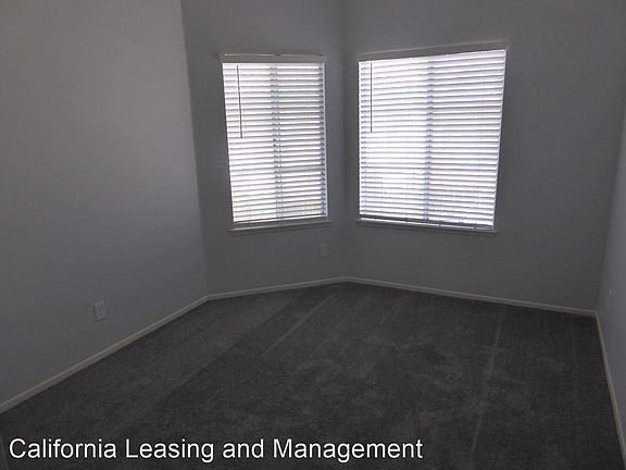 4th image of 23625 Del Monte Dr Unit 320